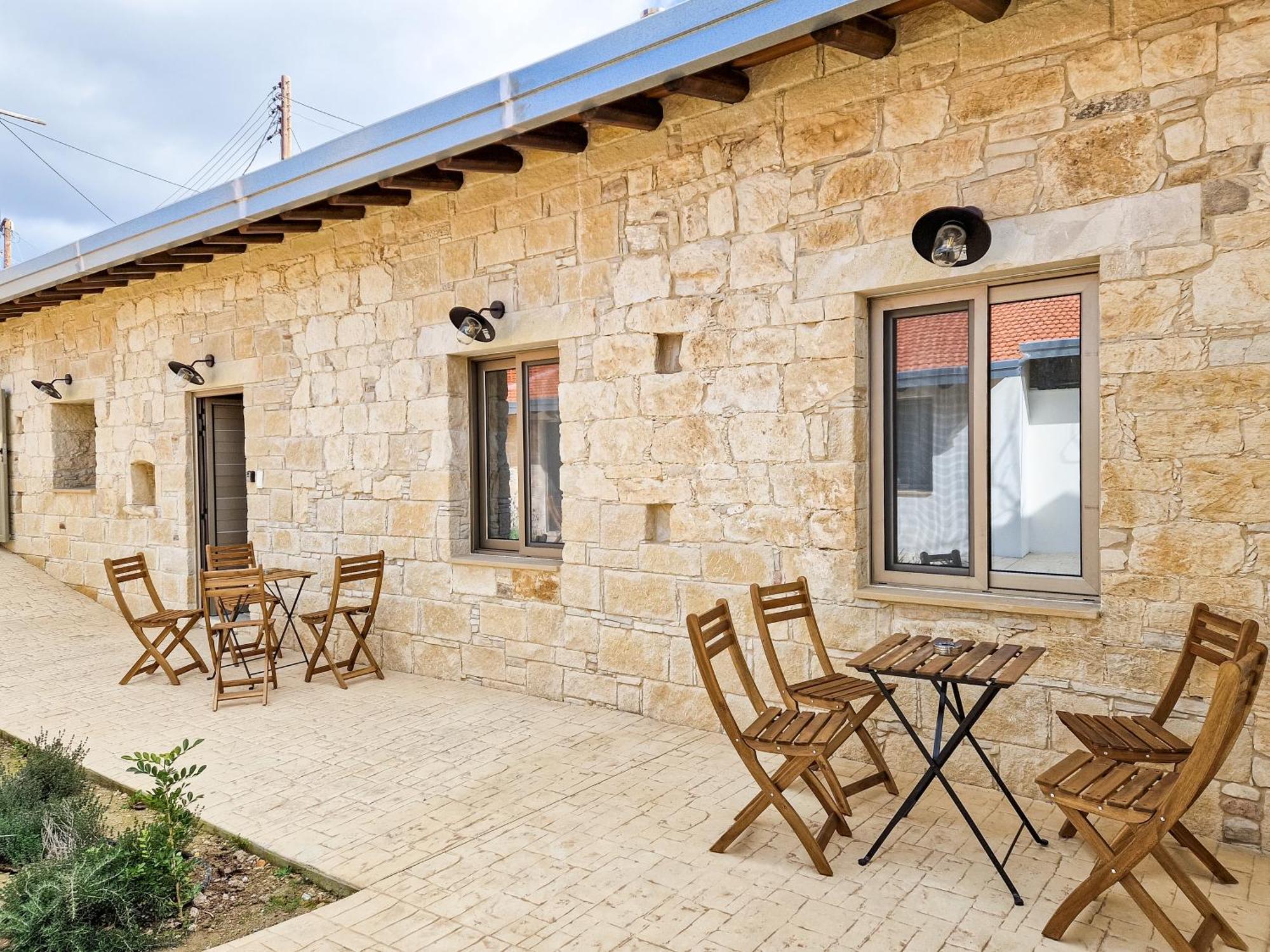 Andre Marie Stonewood Retreat Apartamento Limassol Exterior foto